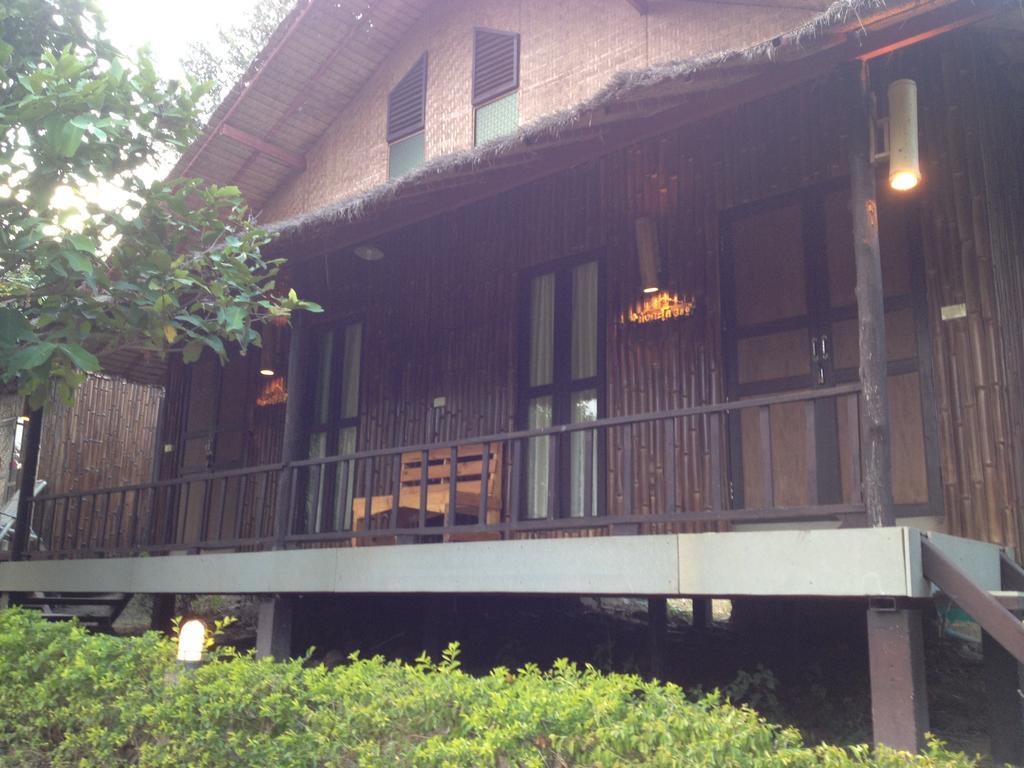 Paipunthong Resort Rum bild
