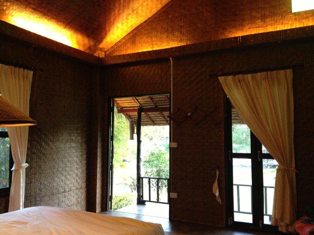 Paipunthong Resort Rum bild